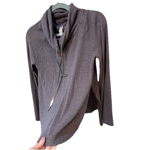 gilligan o'malley Lounge Top Cowl Neck Gray Long Sleeved XS Target - Picture 5 of 8